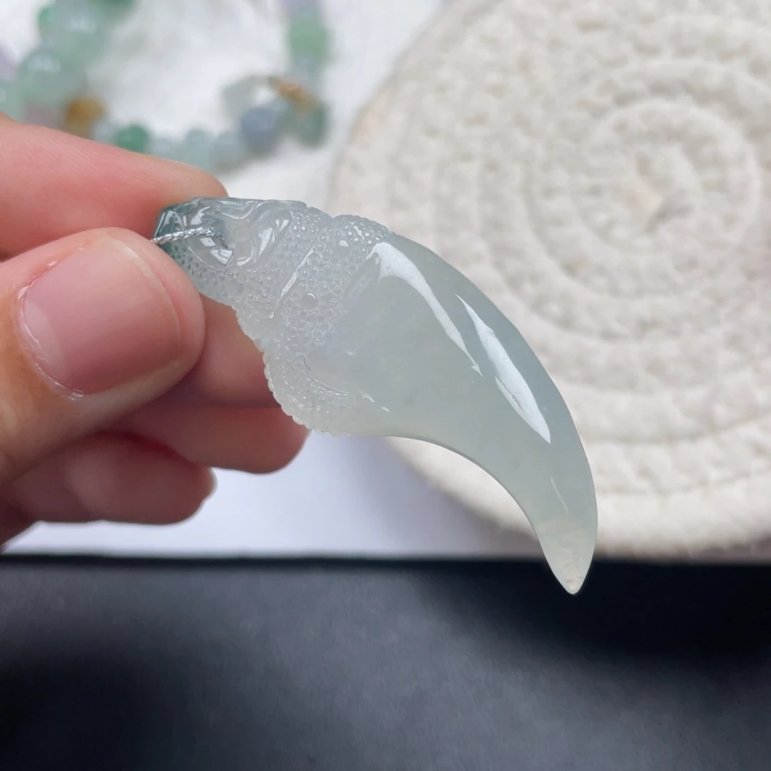 翡翠未镶嵌颈饰天然A货缅甸翡翠