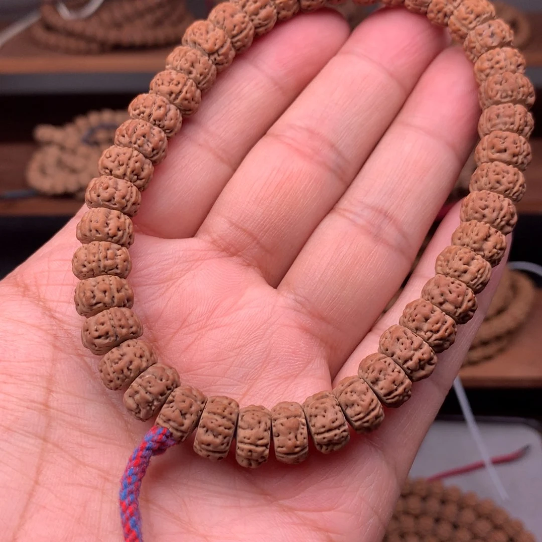 金刚菩提吊坠老树王