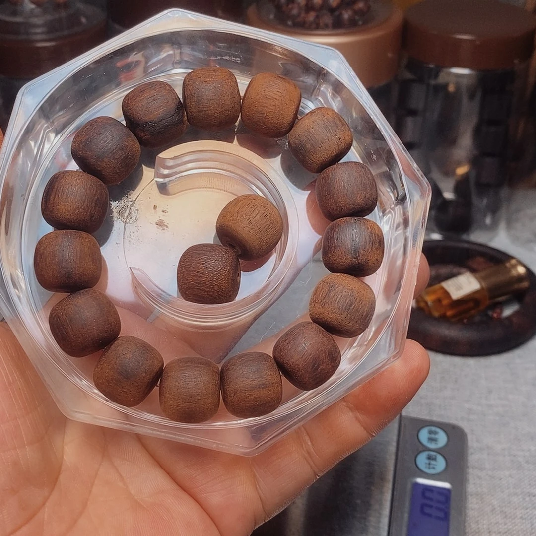 木15x16缅甸小叶降真香黄油手串