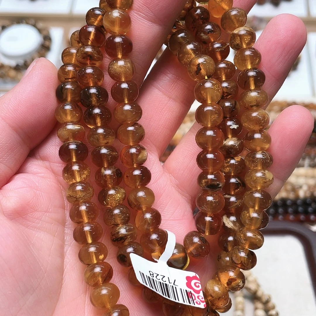 未镶嵌琥珀裸石九71228