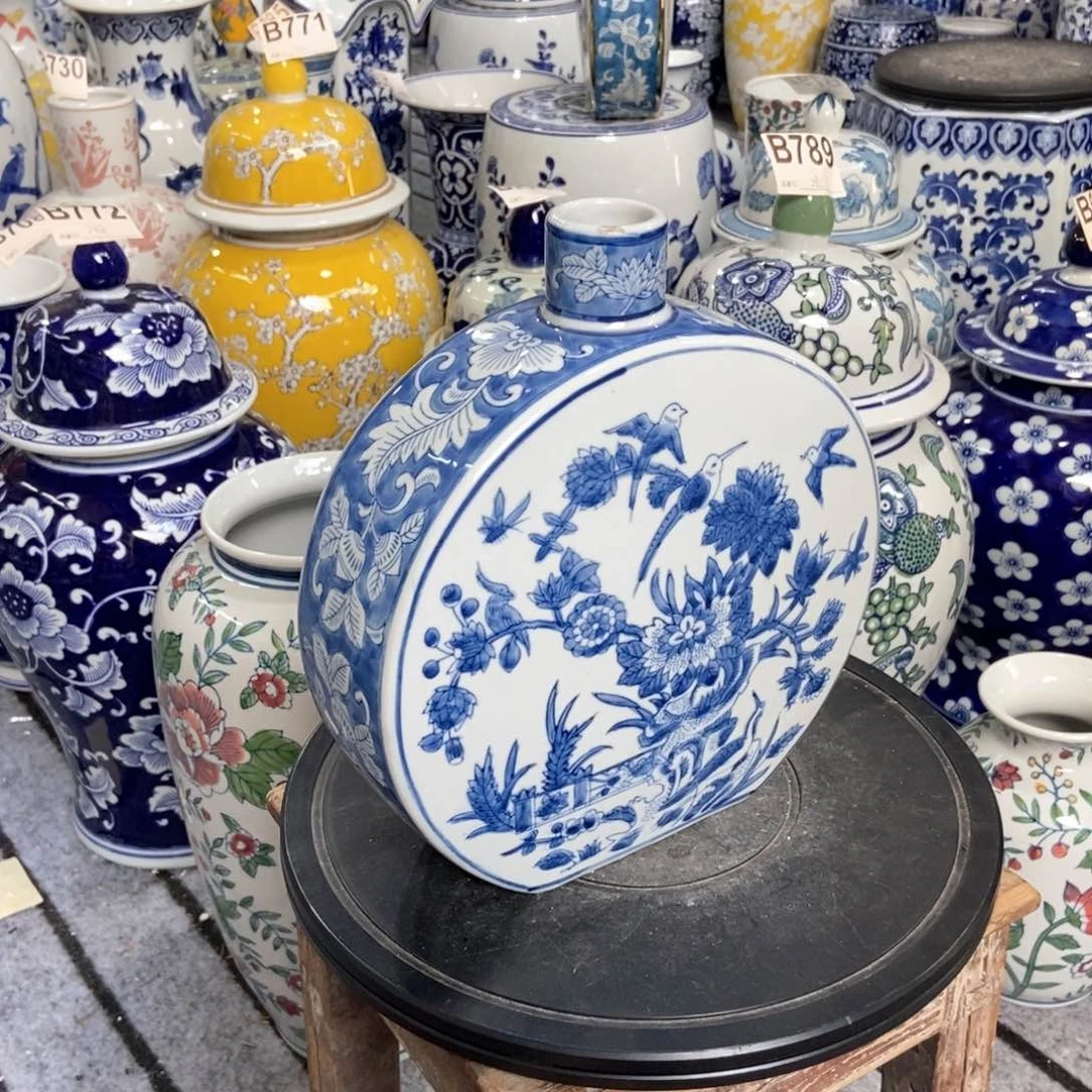 摆件花瓶手绘釉下彩