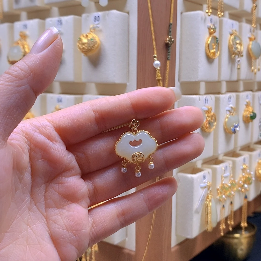 和田玉银S925镶嵌颈饰