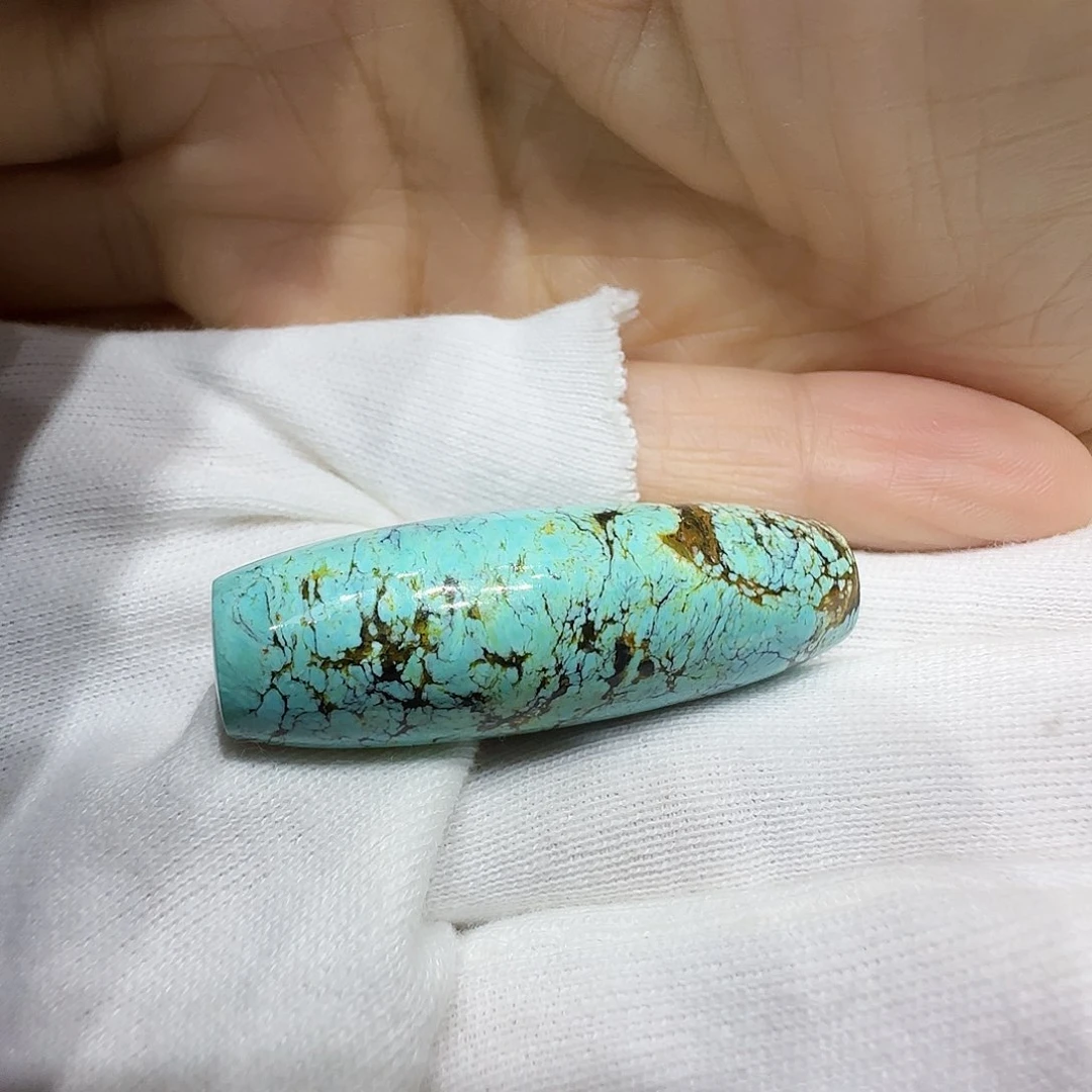 绿松石未镶嵌原矿绿松石