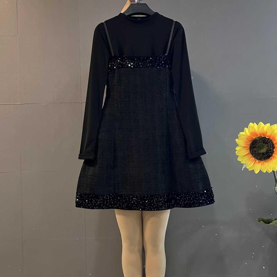 新款时尚重工小香风亮片吊带连衣裙➕长袖打底衫两件套