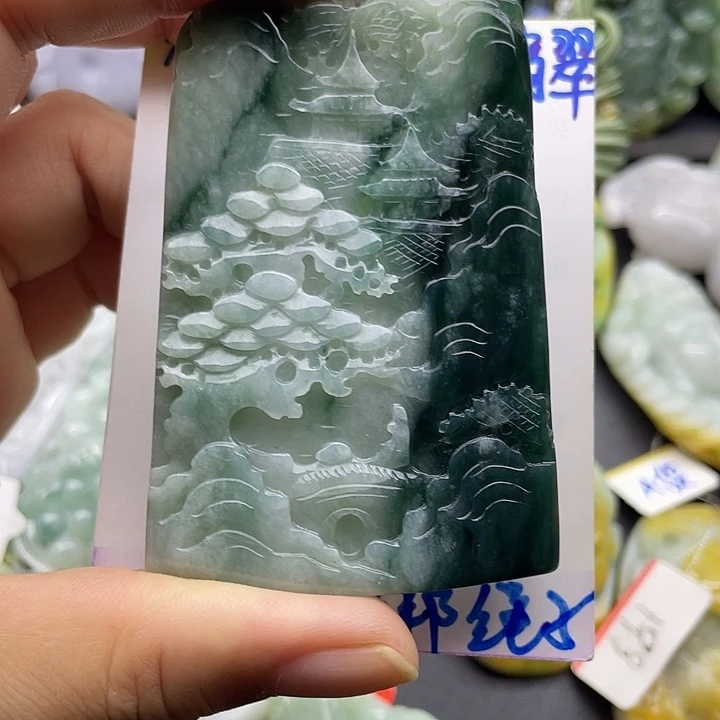 颈饰未镶嵌翡翠天然翡翠