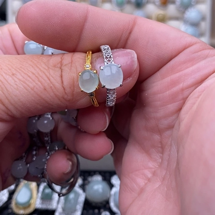 未镶嵌戒指翡翠大**玉缅甸