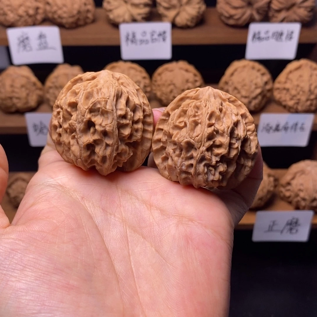 文玩核桃把件苹果园39尺11号