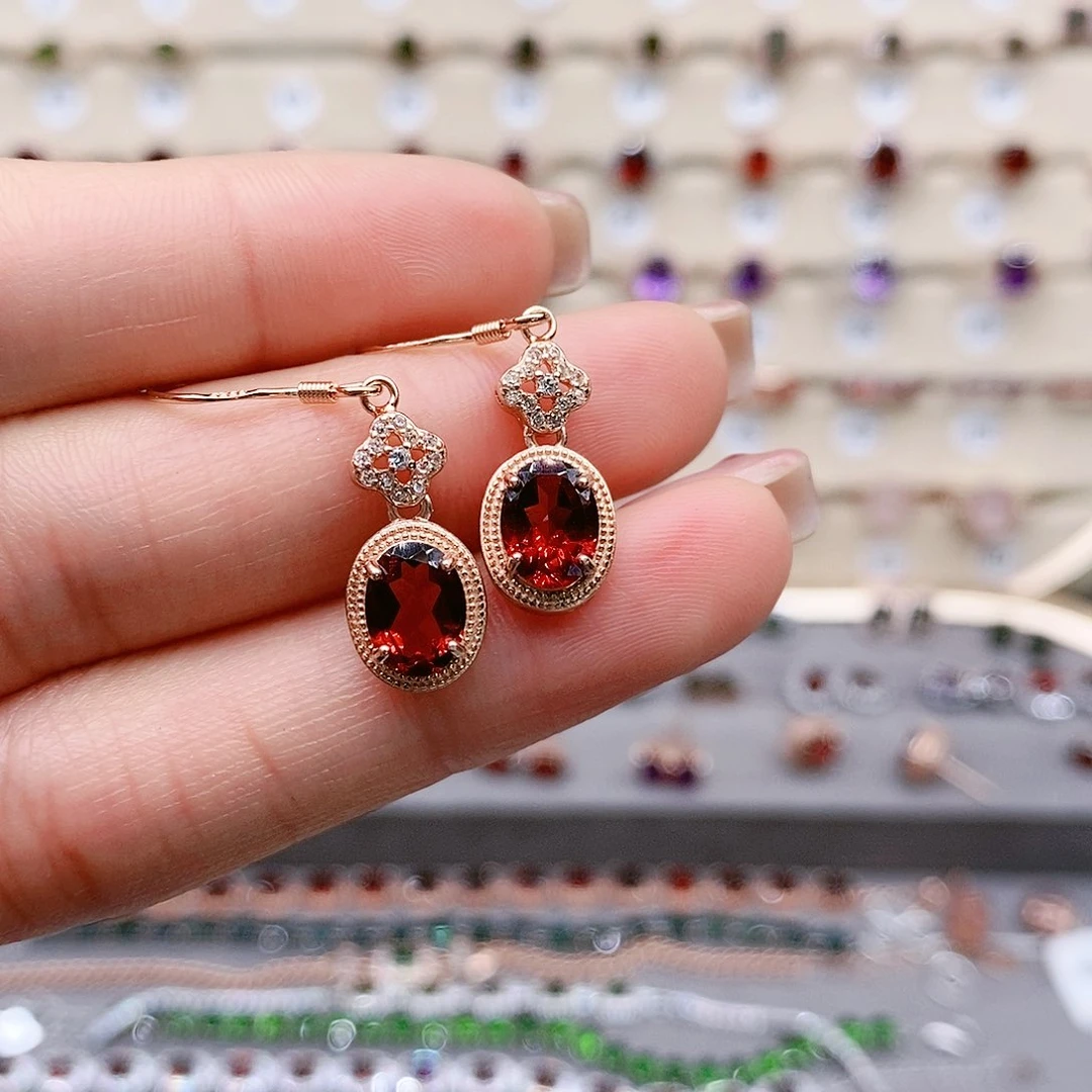石榴石耳钉银S925镶嵌耳钉