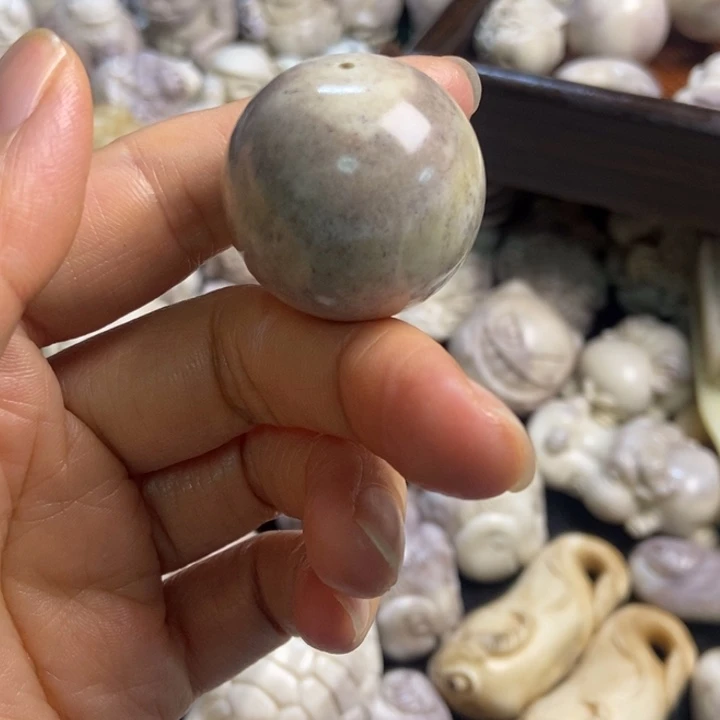 我***克配饰鹿角雕刻一个出