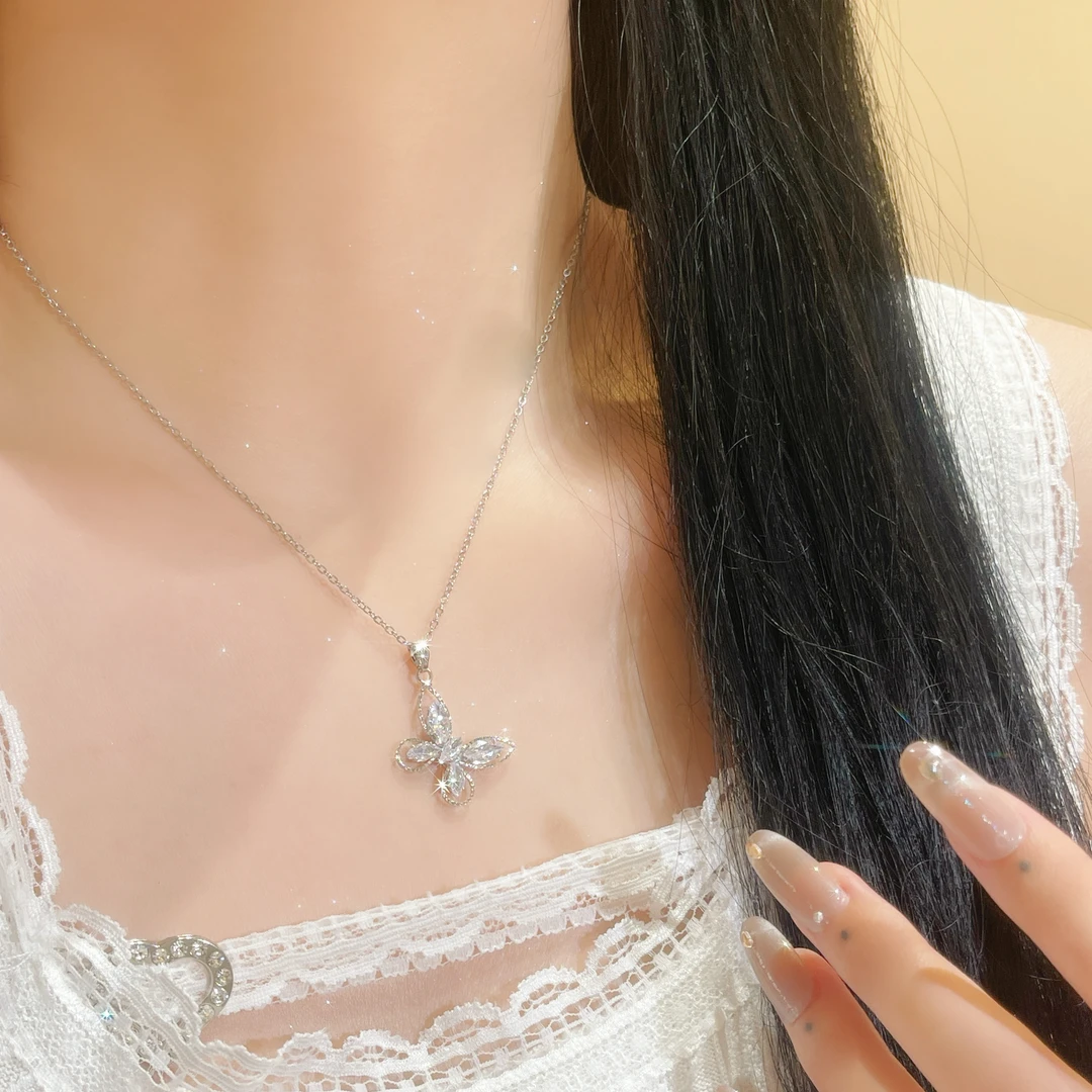 铜项链 闪锆小众设计镂空蝴蝶项链精致轻奢百搭高级感锁骨链颈链