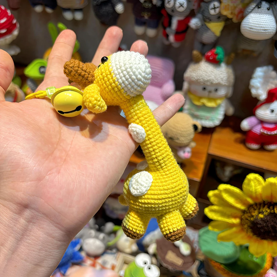 纯手工钩织针织长颈鹿成品玩偶钥匙扣包包挂件车载摆件生日礼物