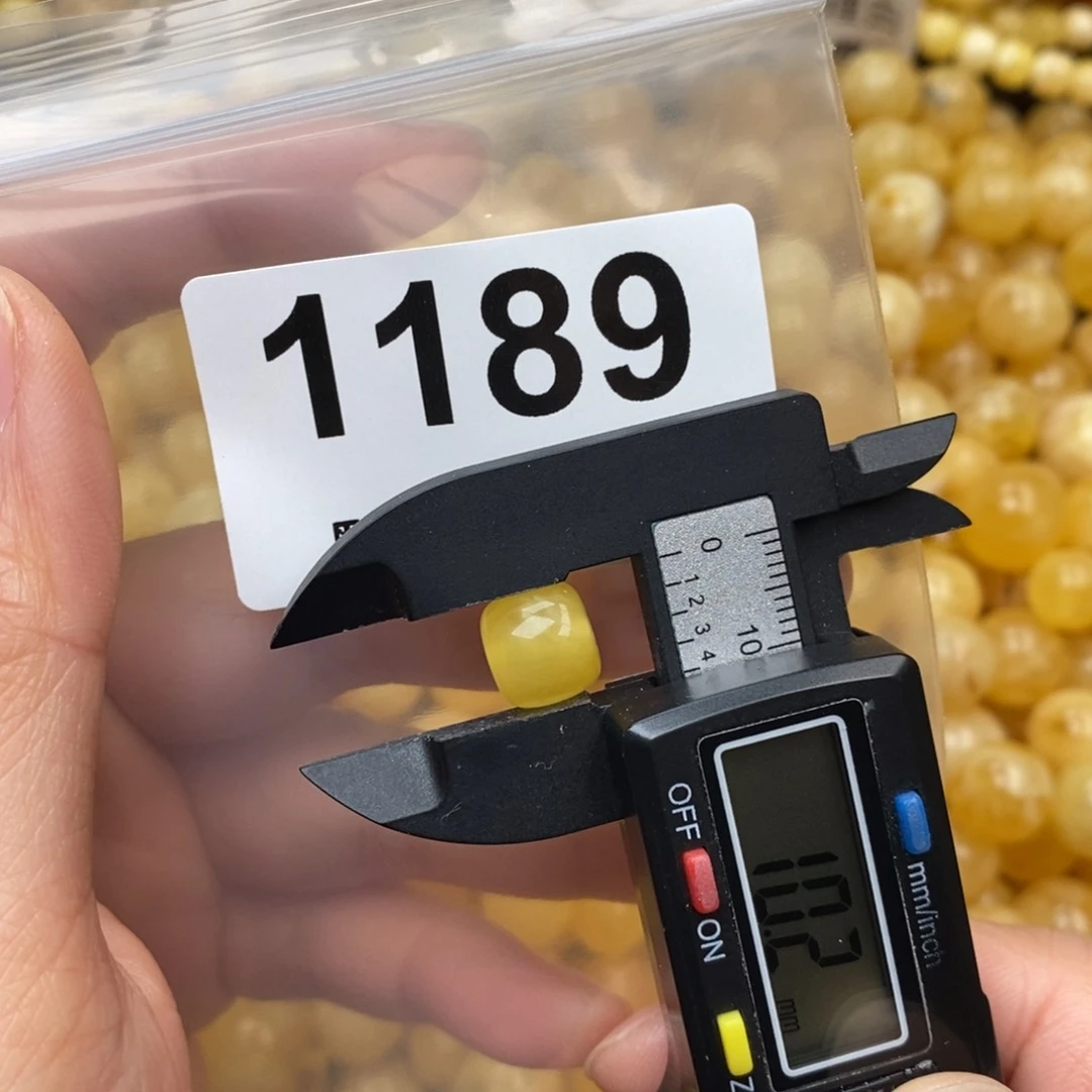 蜜蜡珠宝奇石未镶嵌