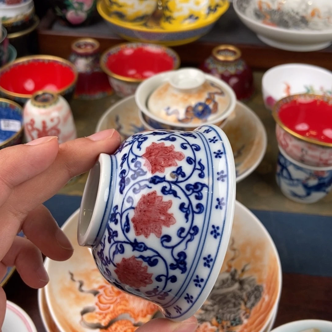 陶瓷艺术家的作品是一种