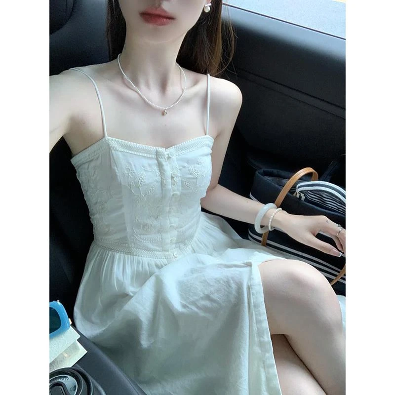 网红款 Purity纯白茉莉_重工刺绣高级感开叉度假小白裙吊带连衣裙