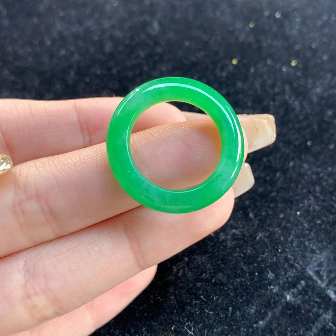 翡翠裸石14.5圈口翡翠