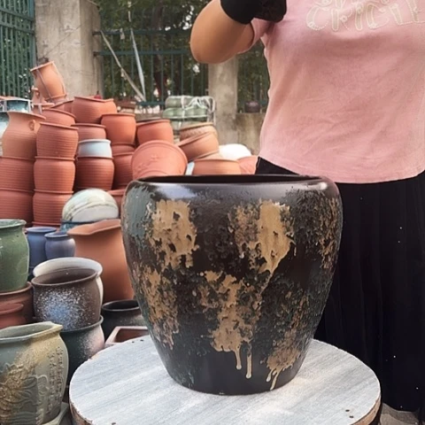 口28高31瑕疵底裂。