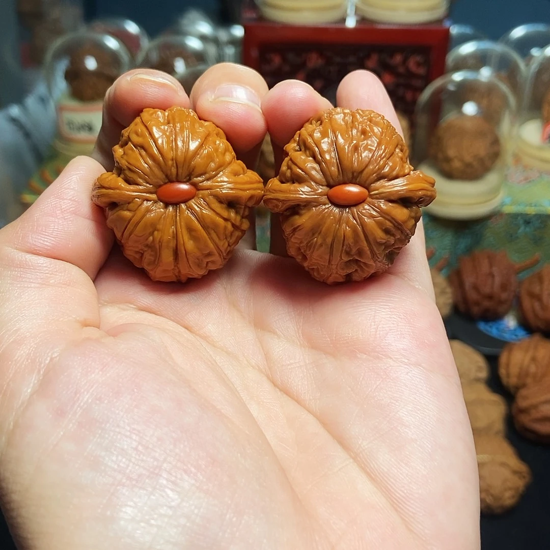 吊坠文玩核桃35元宝