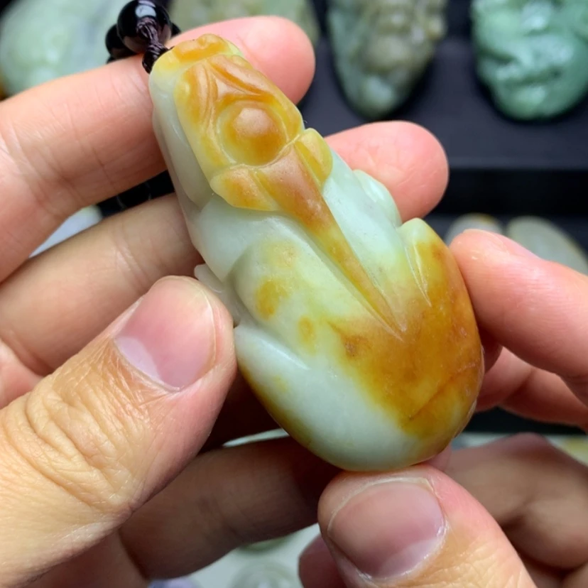 【闪购商品】颈饰未镶嵌和田玉