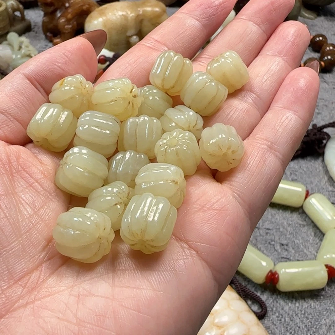 和田玉挂件未镶嵌老