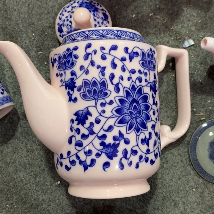 盖碗陶瓷红稀土青花缠枝莲高茶壶