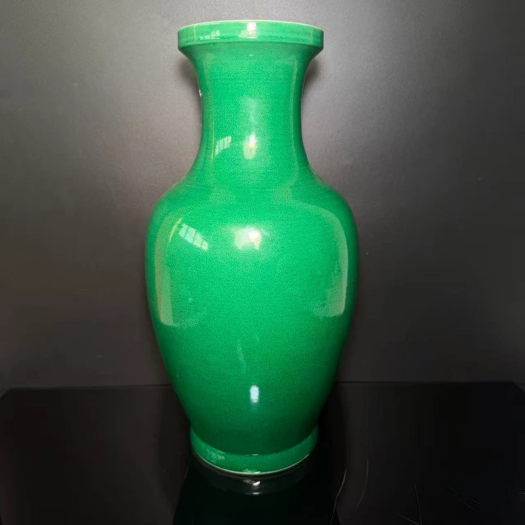 Lot41-雍正绿哥釉瓶高36.5cm口径11.5cm-DZ11190070001059