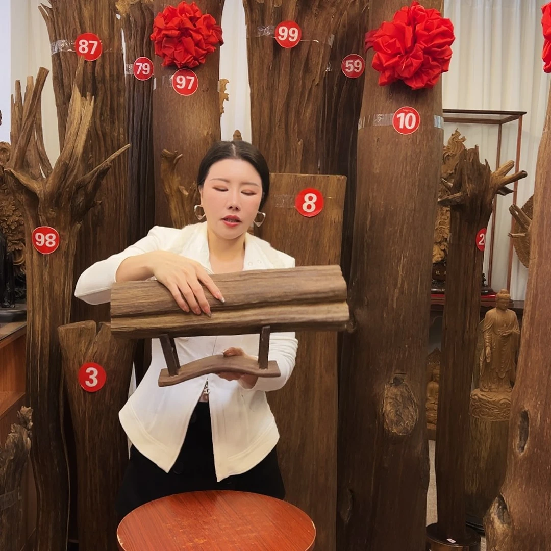 沉香碎屑沉香沉香原材料