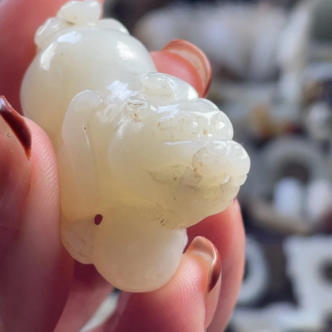 淡***道和田玉未镶嵌颈饰