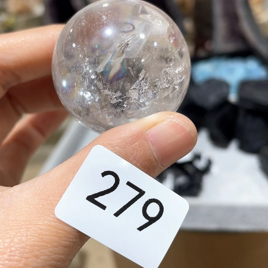 水晶摆件…..未镶嵌