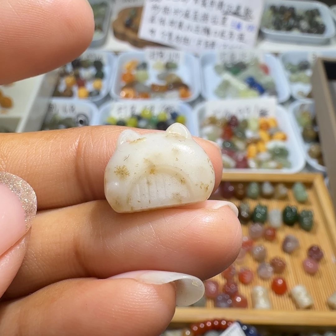 和田玉未镶嵌珠宝奇石