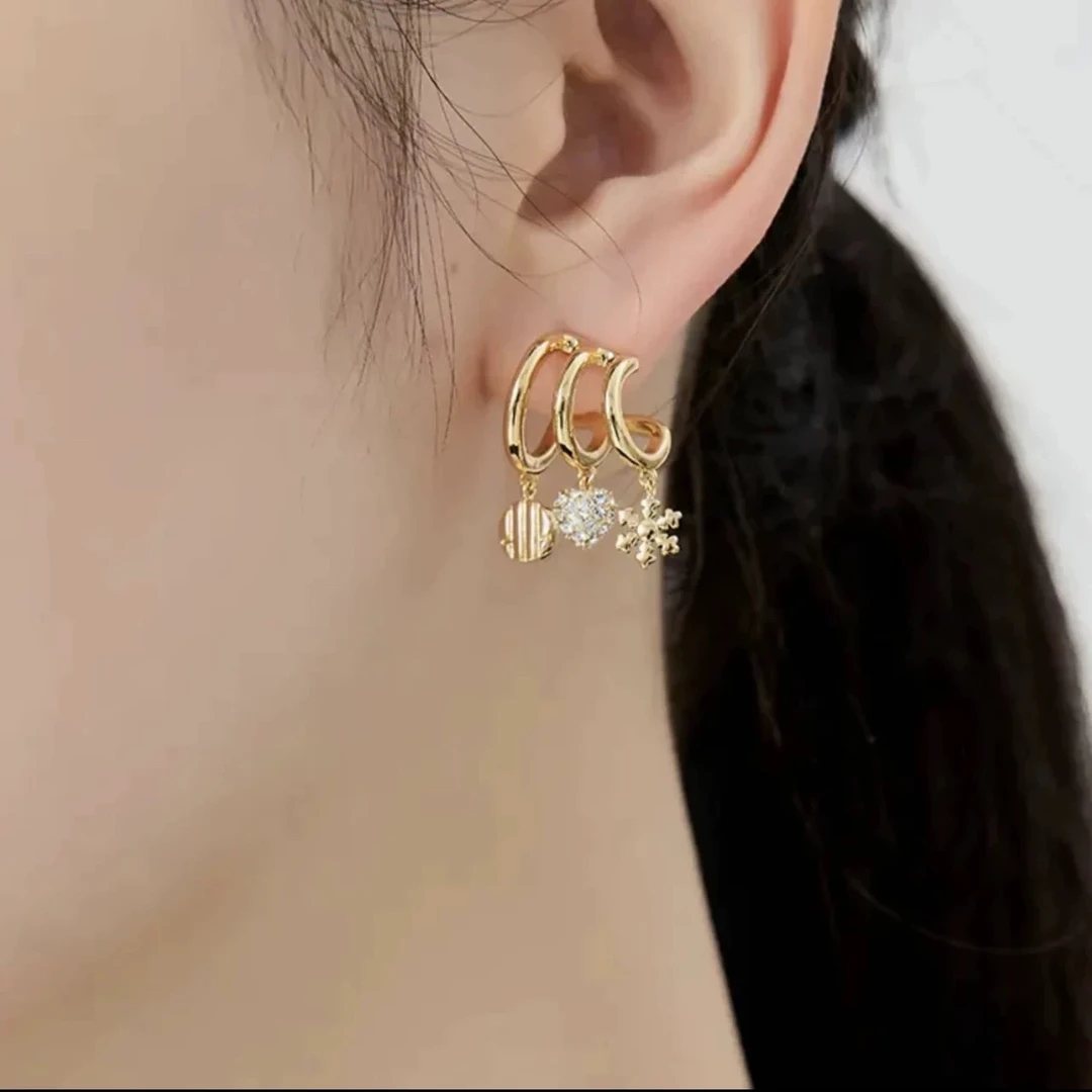 【官方正品】环形雪花黑桃吊坠款耳钉耳饰590051