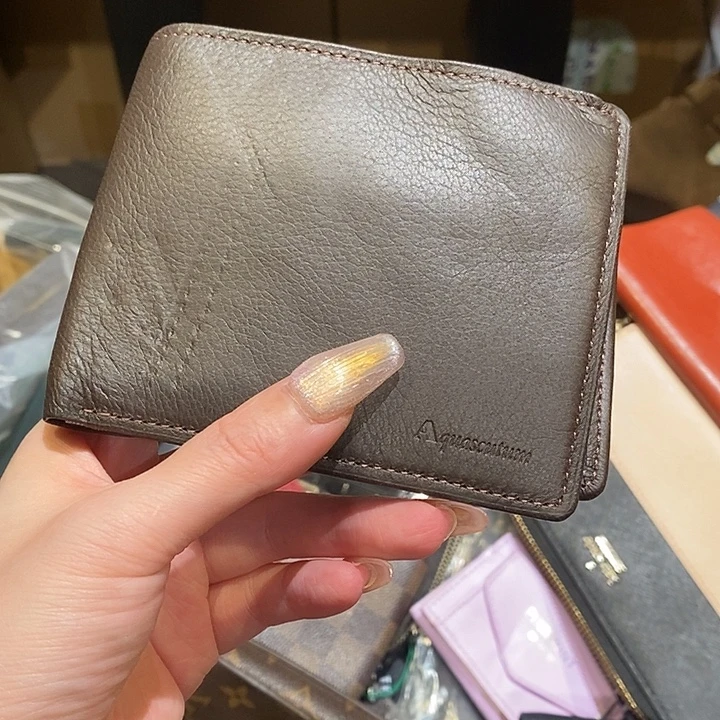 小***干中古香水沐浴露持久留香