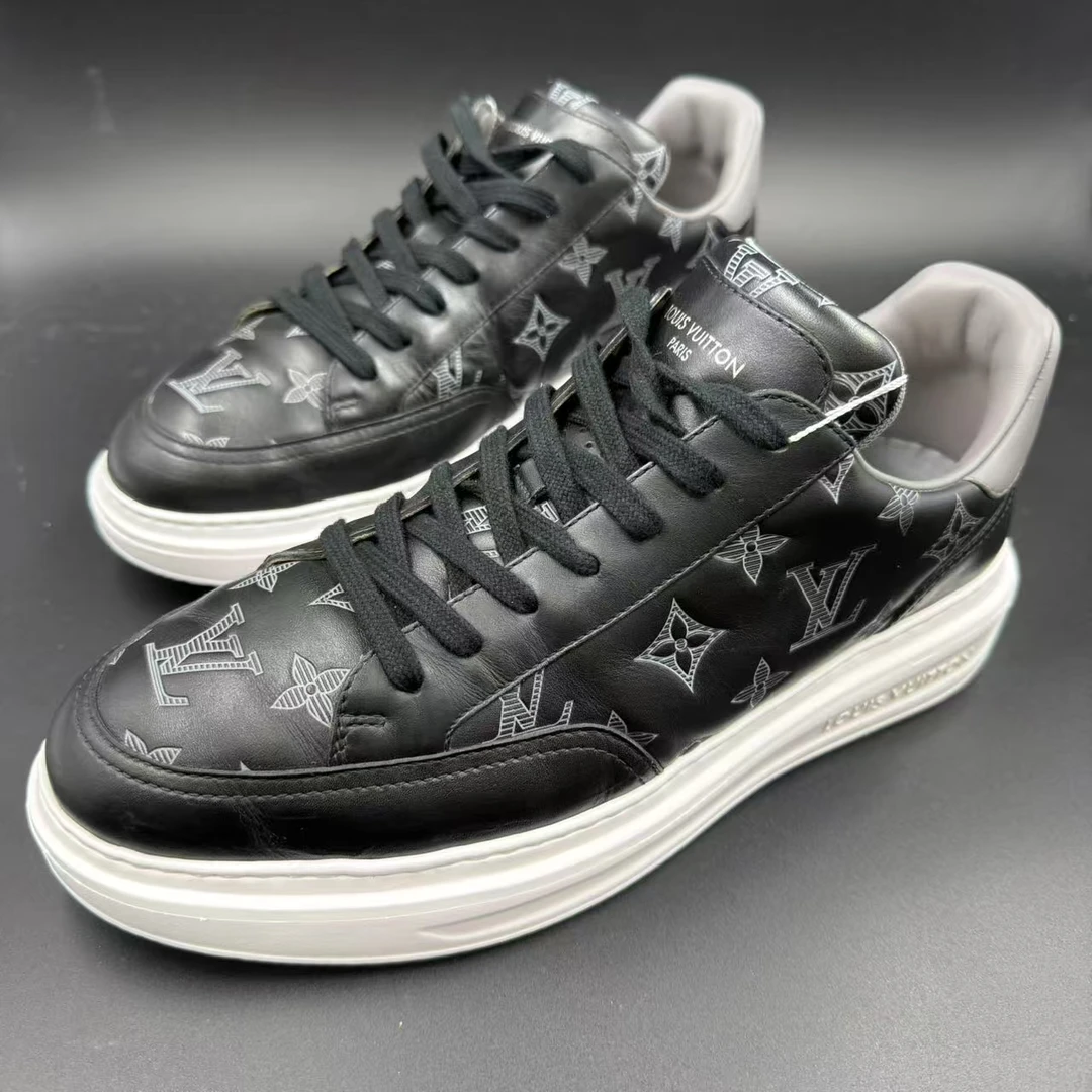 99新 LouisVuitton/路易威登 男士黑色老花松糕鞋 42.5码 cat713