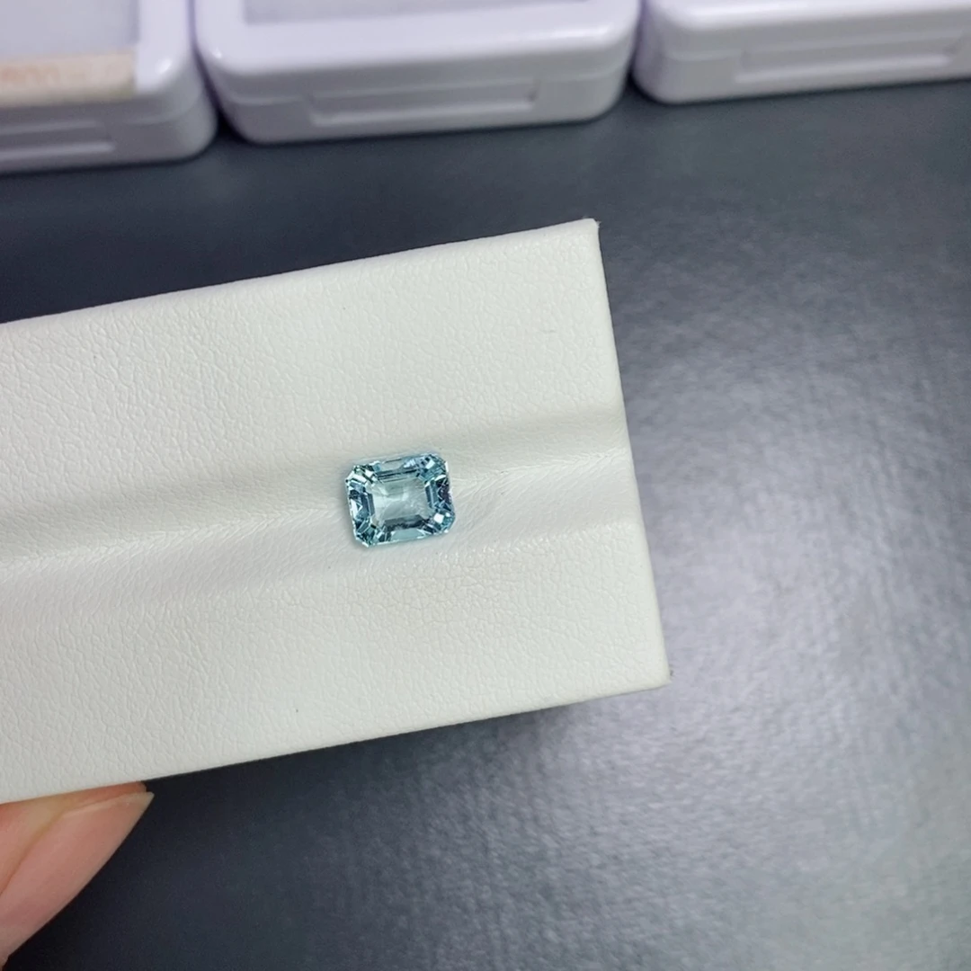 裸石海蓝宝石1.17克拉