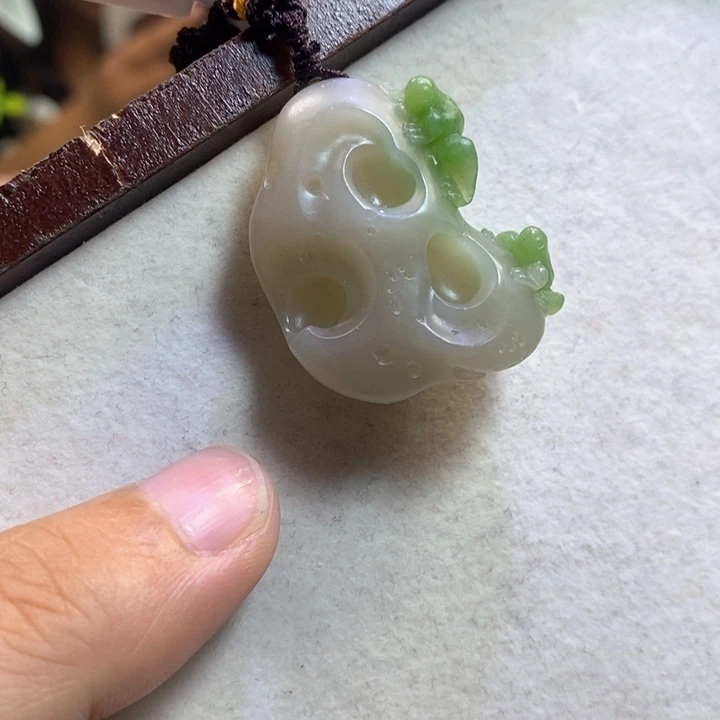 和田玉未镶嵌颈饰39
