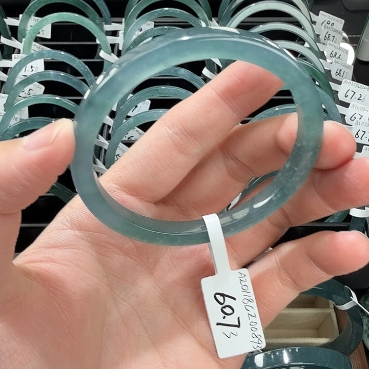 翡翠手镯未镶嵌辽***绪60.73