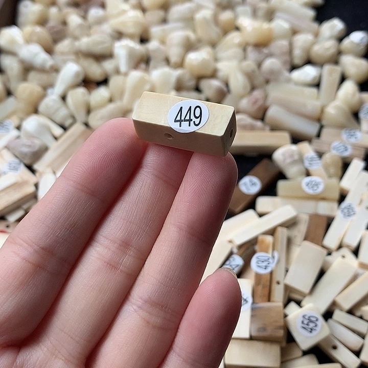 泥塑不打孔联系客服