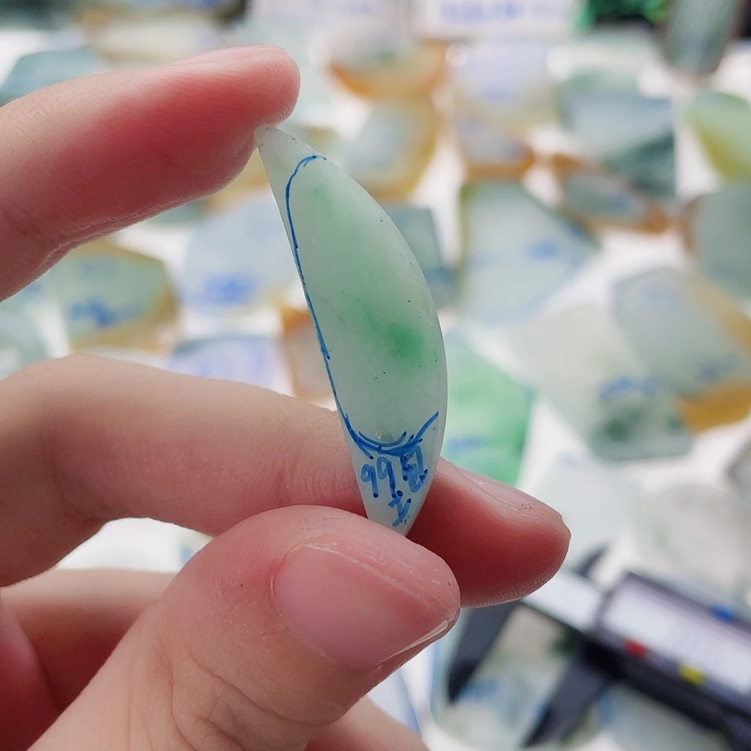 未镶嵌定制翡翠定制