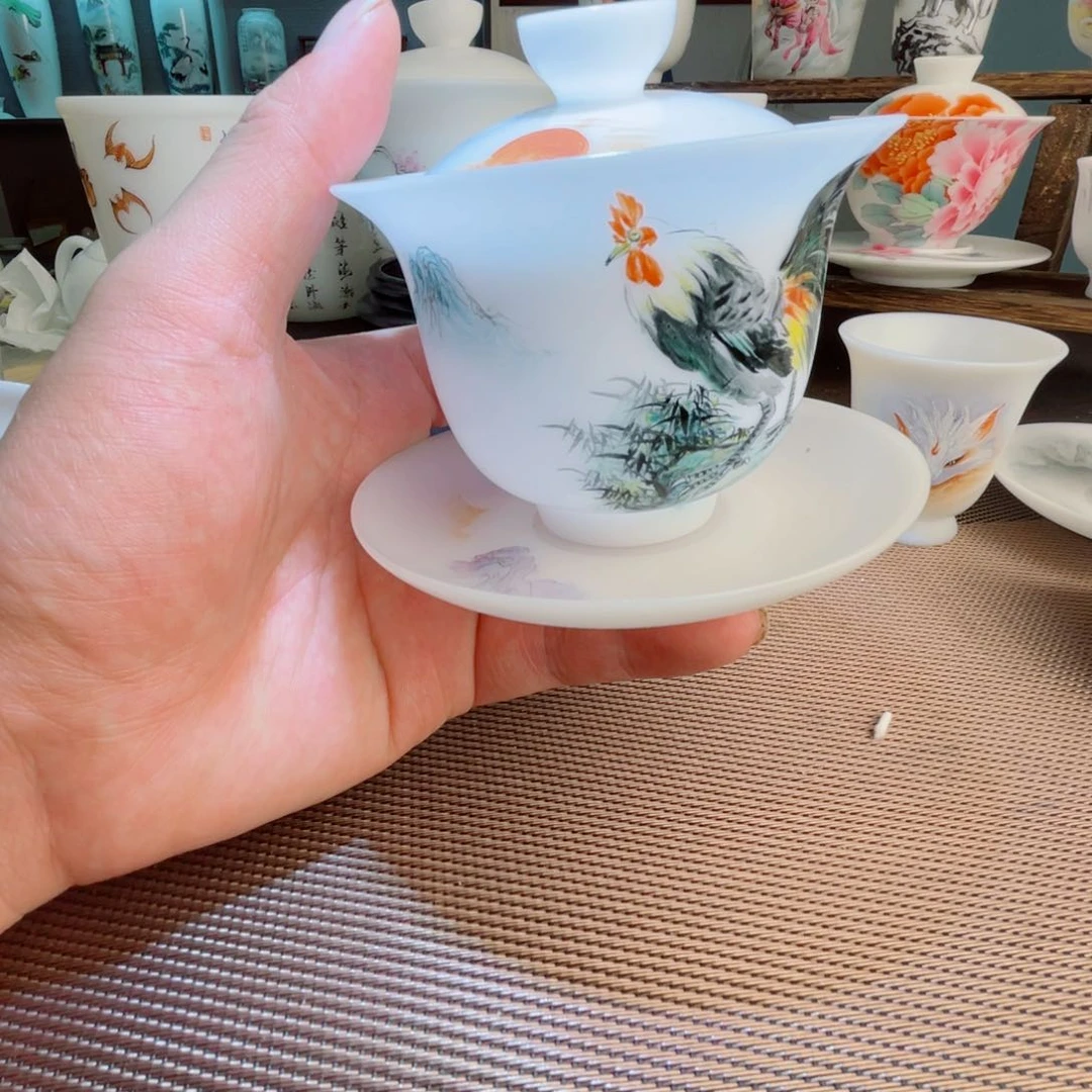 手绘图标的设计和制作等方面的内容进行