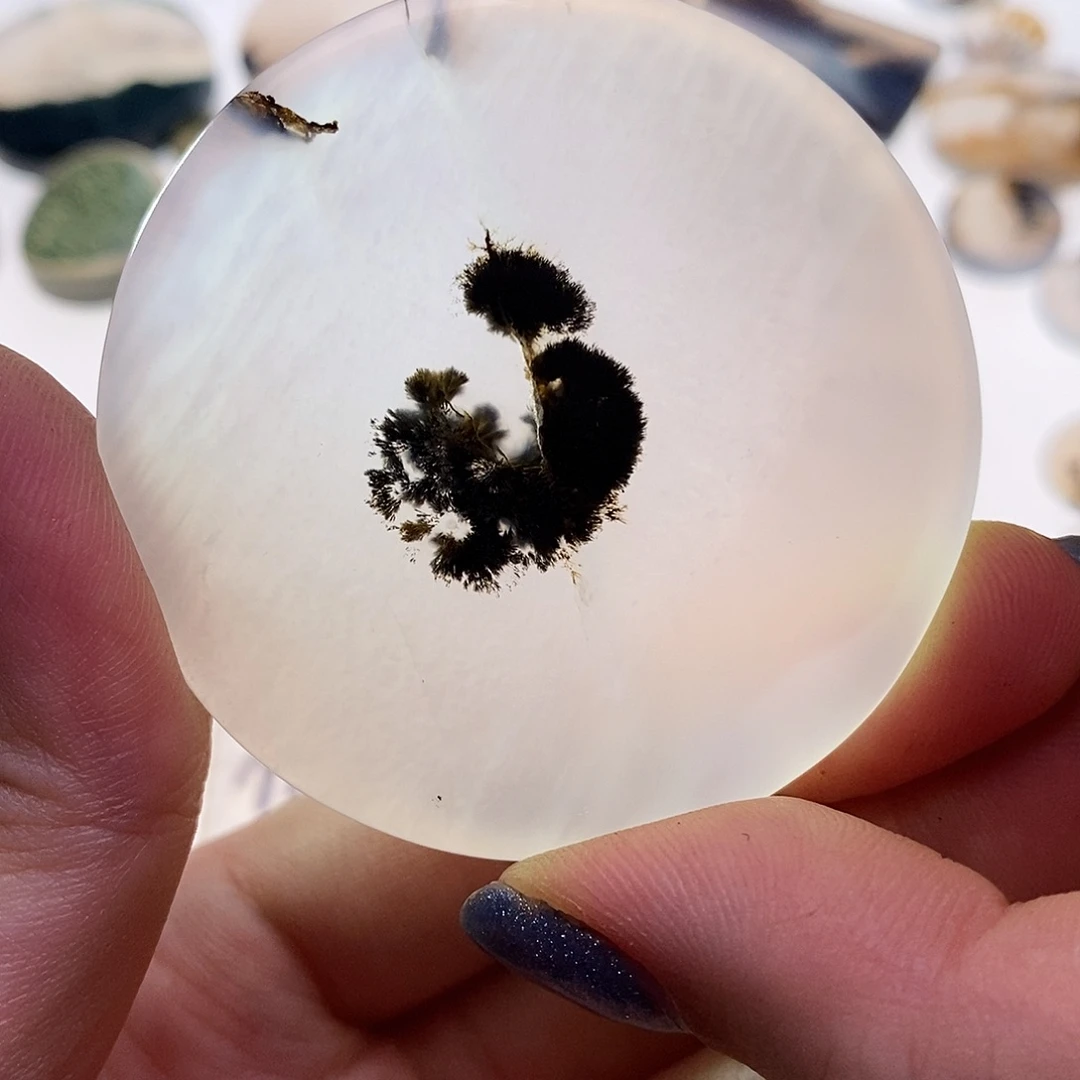 未镶嵌玛瑙/玉髓珠宝奇石