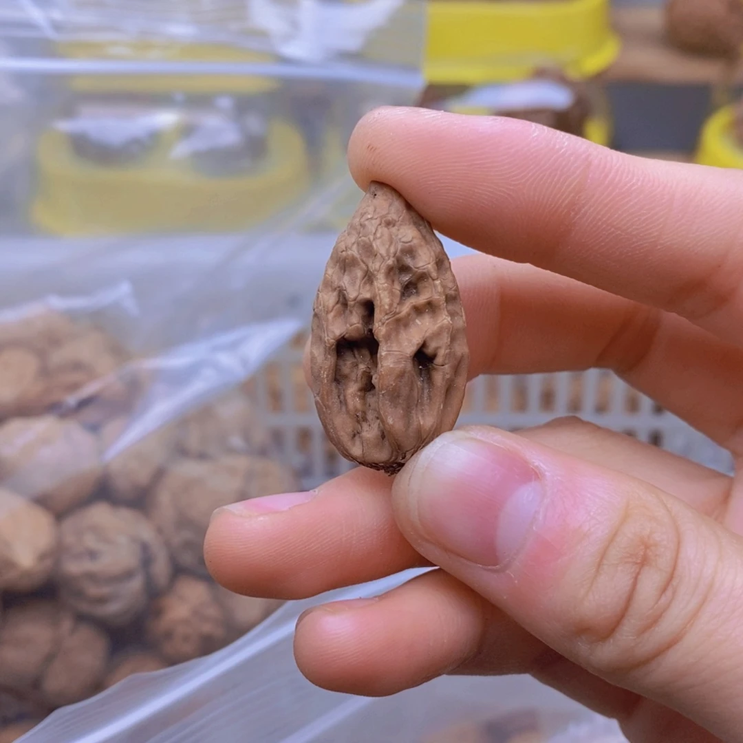 吊坠文玩核桃暮**眼