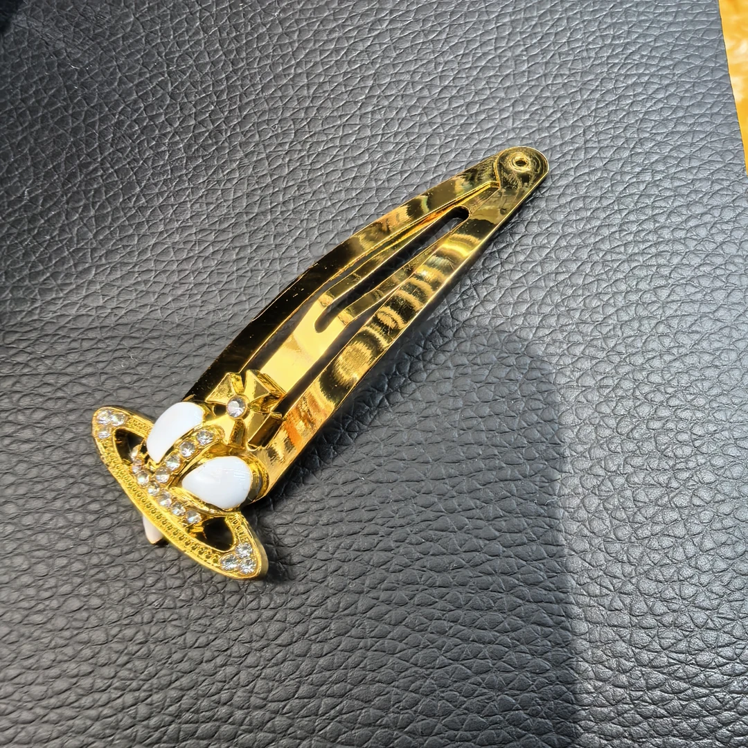 A902白色爱心星球金色掰掰夹