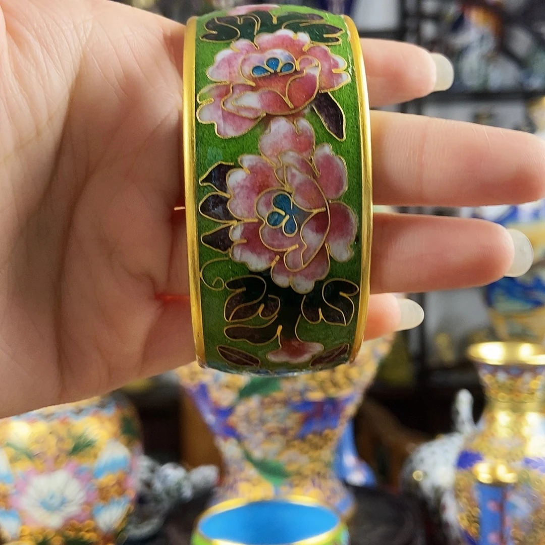 用***1铜创汇草绿色轮胎镯