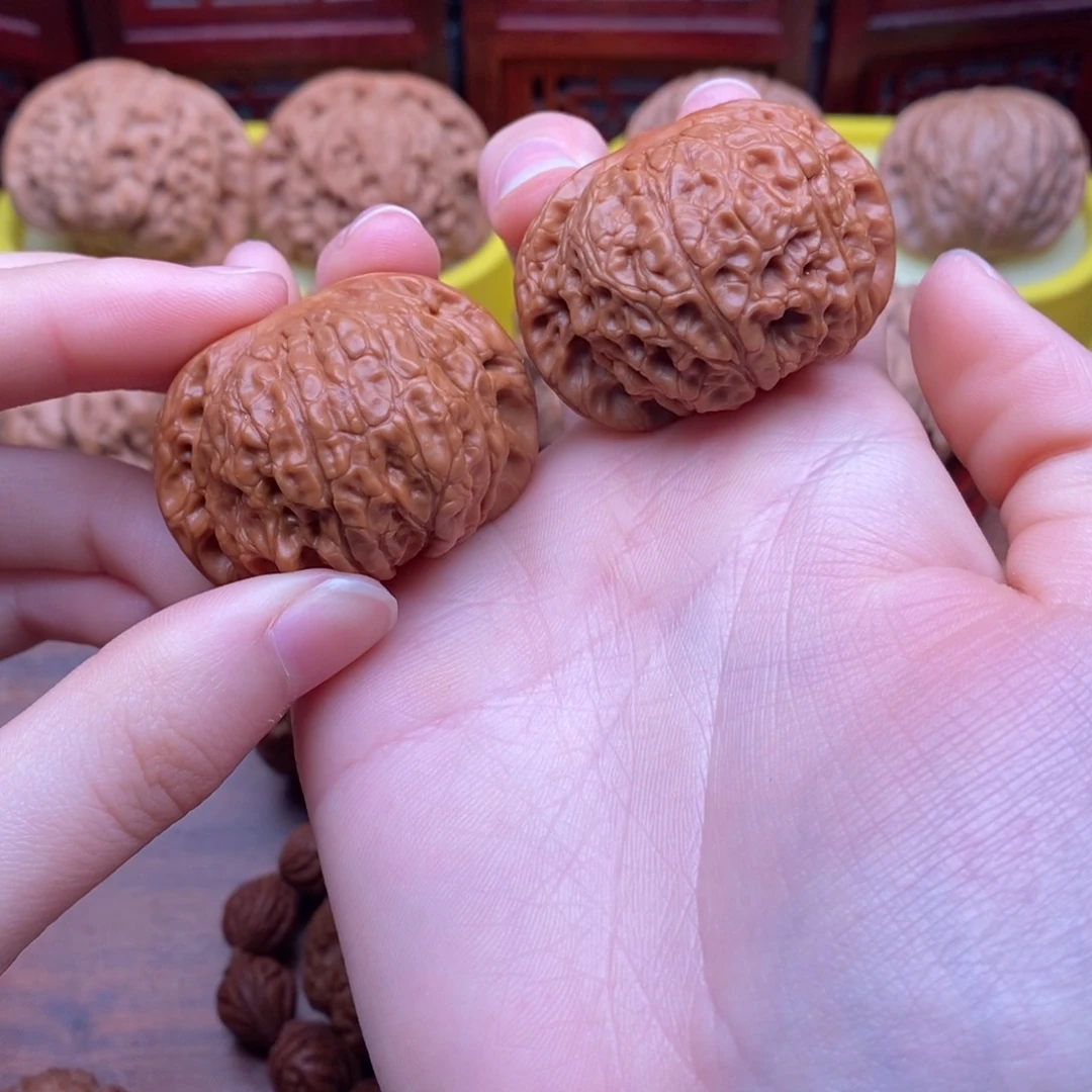 吊坠文玩核桃40血麒麟