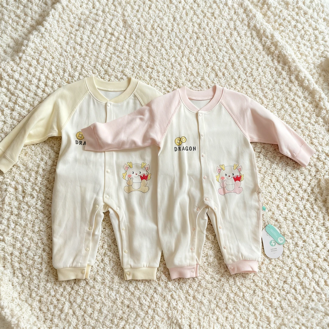 单排扣休闲风长袖春秋卡通风印花爬服哈衣女宝