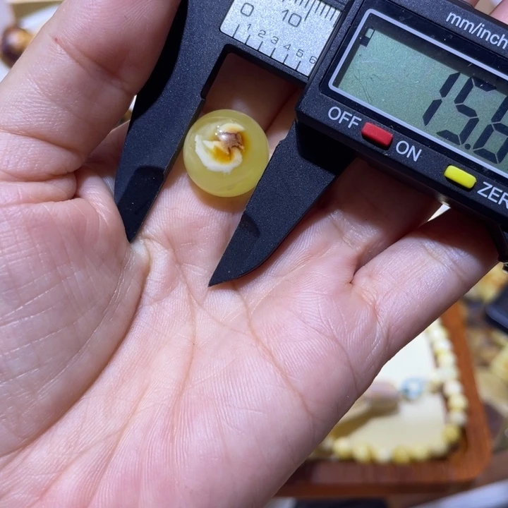 琥珀未镶嵌颈饰单珠福利