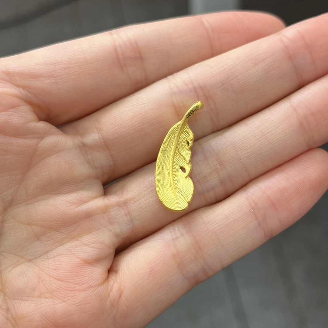 羽毛吊坠 足金999