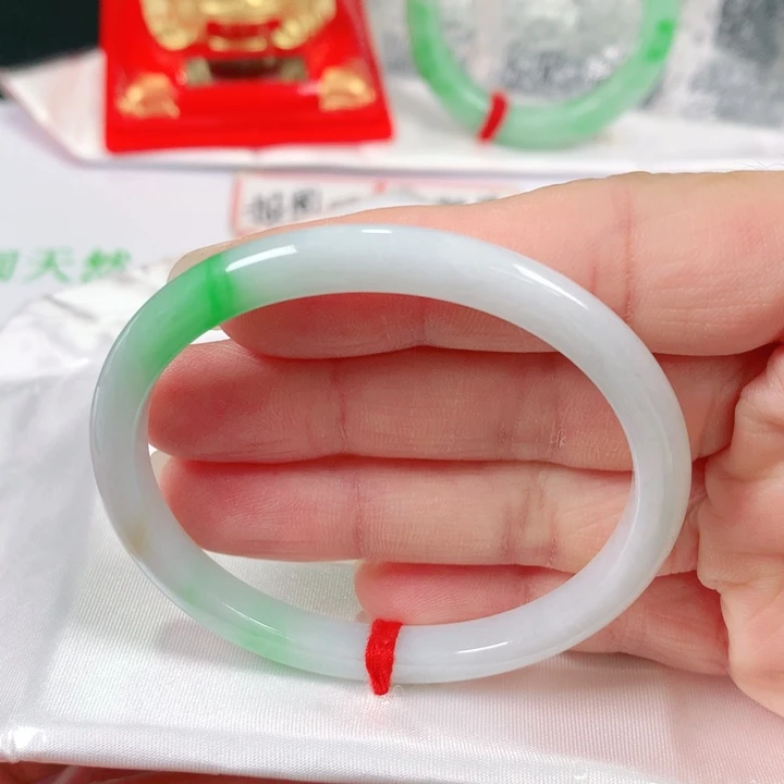 未镶嵌手镯翡翠   编号DH1149 贵妃52