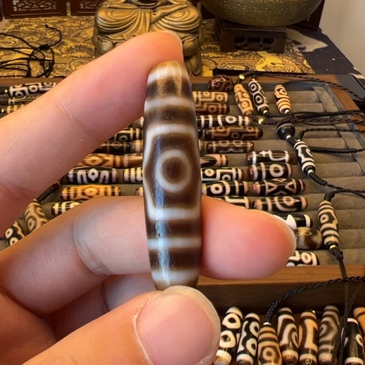 H***y玛瑙/玉髓未镶嵌颈饰
