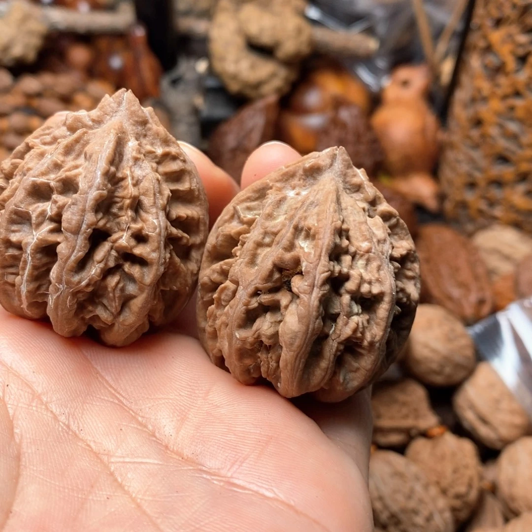 文玩核桃吊坠瑕疵87