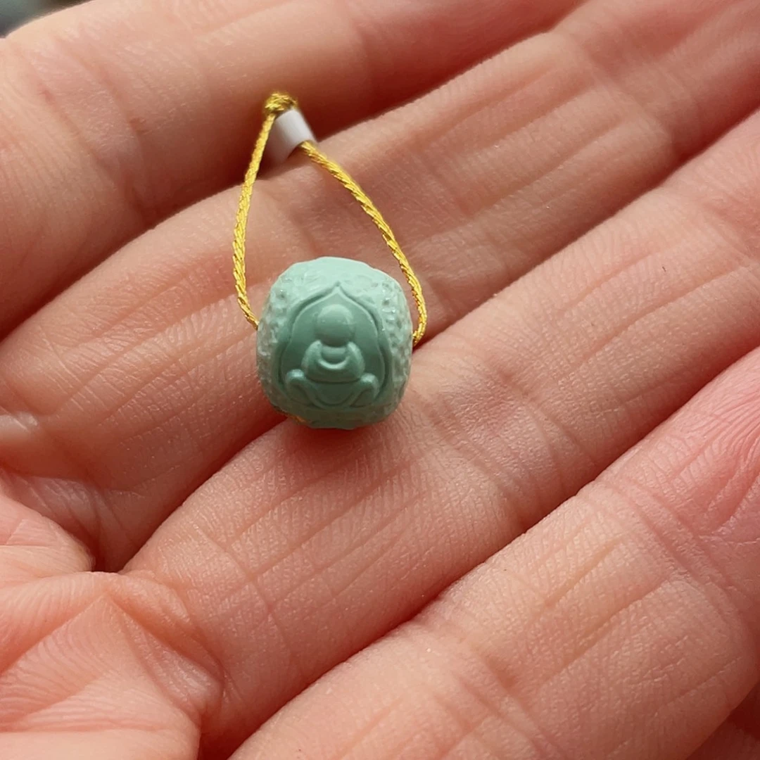 绿松石颈饰未镶嵌